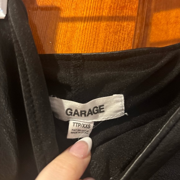 Garage Black Pleated Mini Skirt/skort faux leather - Picture 2 of 8